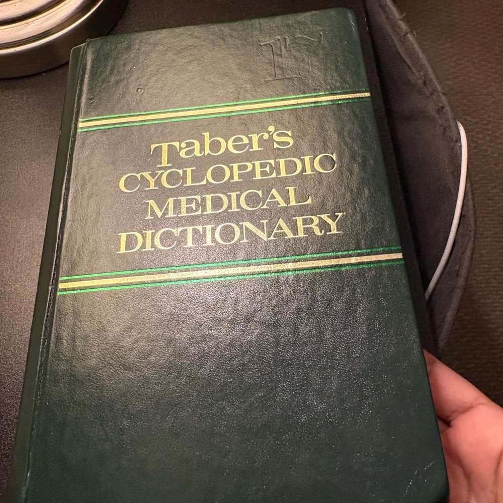 Green Cyclopedic Medical Dictionary